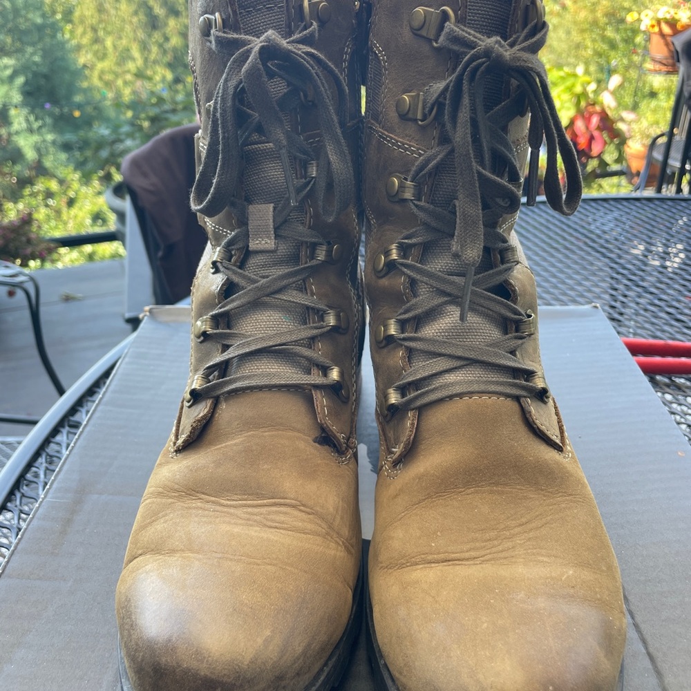 Sorel Brown Lace-Up Boots